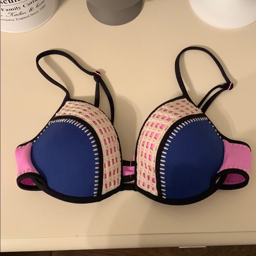 VS padded bathing suit top